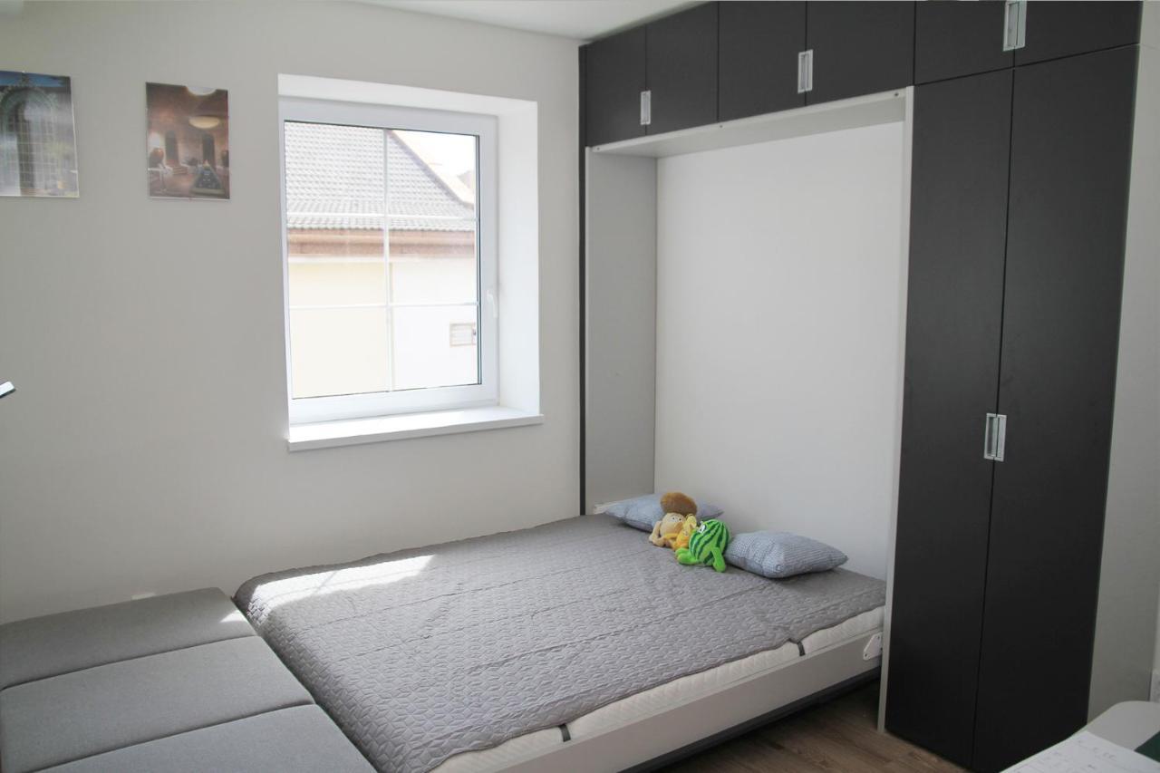 Velovino Apartman Микулов Экстерьер фото
